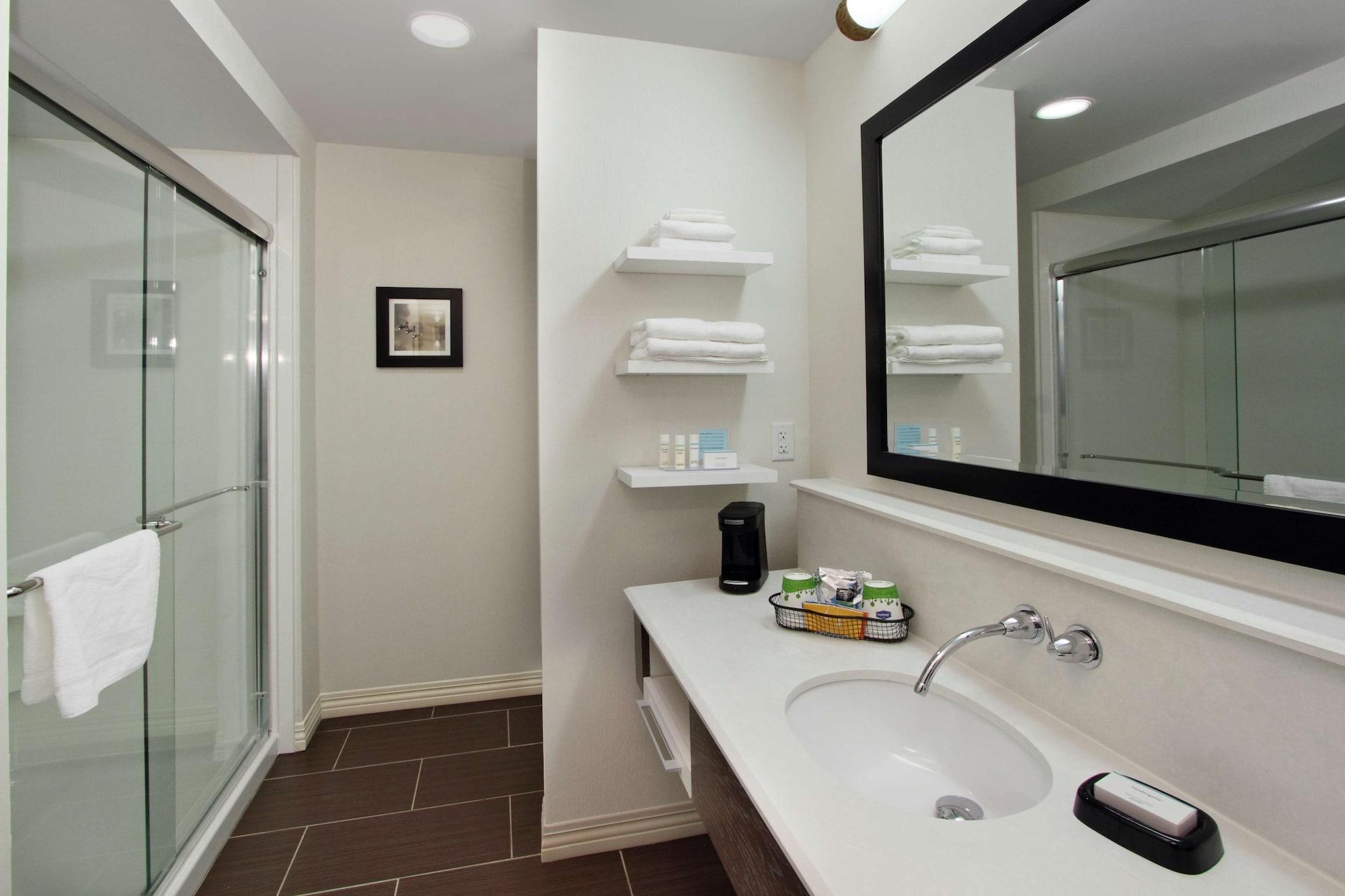Hampton Inn Richland/South Jackson Екстериор снимка