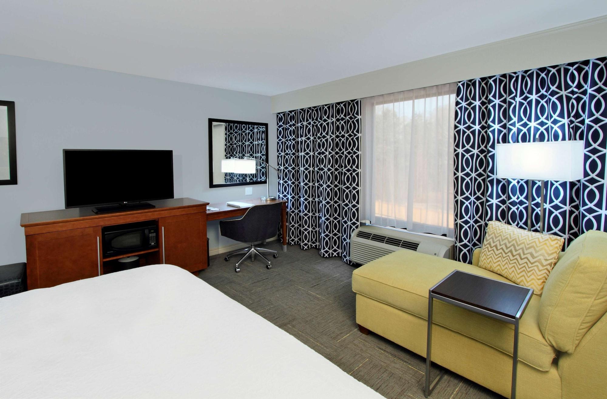 Hampton Inn Richland/South Jackson Екстериор снимка