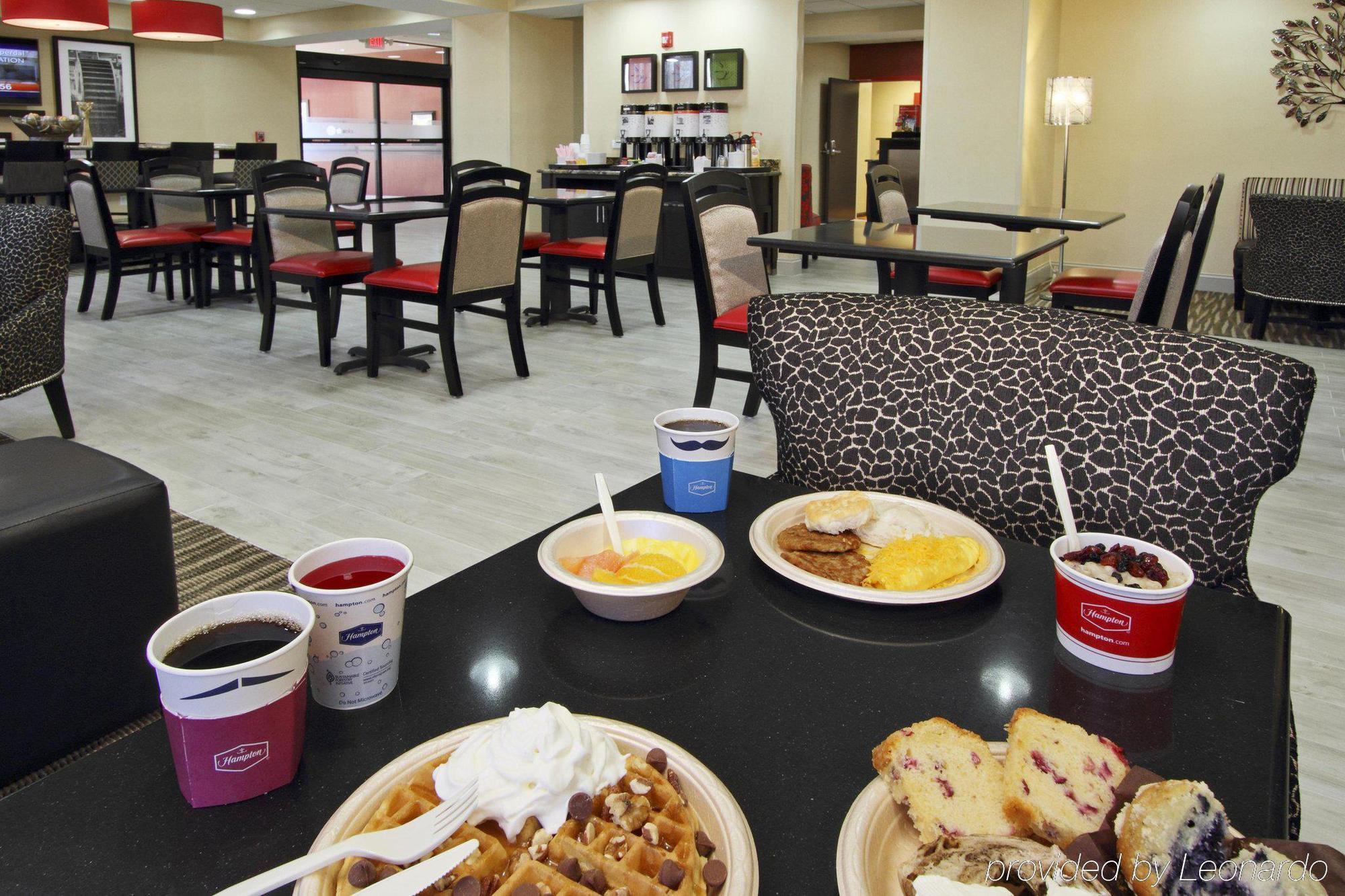 Hampton Inn Richland/South Jackson Екстериор снимка